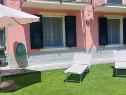 Bild zur gratis inserierten Ferienwohnung Wohnung mit privatem Garten.