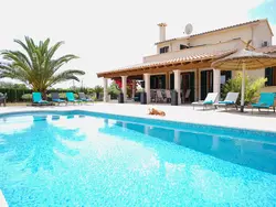 Bild zur gratis inserierten Ferienwohnung Nettes Ferienhaus in Llucmajor mit Großer Terrasse.