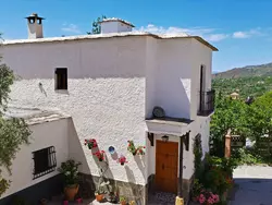 Ferienhaus Schönes Haus in Anlage mit Schwimmbad in Válor (Comarca de la Alpujarra Granadina) - 8 Personen, Hund erlaubt