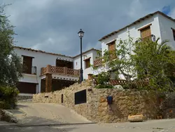 Ferienhaus Gemütliches Haus in einer Anlage mit Garten und Schwimmbad. in Válor (Comarca de la Alpujarra Granadina) - 6 Personen, Hund erlaubt