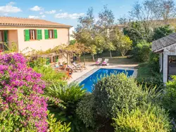 Bild zur gratis inserierten Ferienwohnung Stadthaus für 12, mit Schwimmbad auf Mallorca.