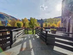 Bild zur gratis inserierten Ferienwohnung Wohnung Besiberri 3 befindet sich im Erdgeschoss mit Terrasse Vall de Boí.