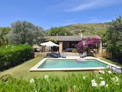 Bild zur gratis inserierten Ferienwohnung Finca mit Bergblick, Schwimmbad und Klimaanlage..