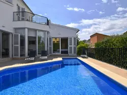 Bild zur gratis inserierten Ferienwohnung Villa "Calma" mit privatem Pool und Meerblick.