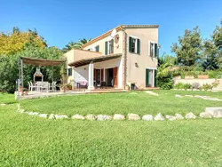 Bild zur gratis inserierten Ferienwohnung Finca mit Garten, Grill und Terrasse.