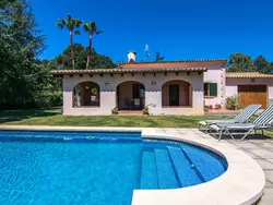 Bild zur gratis inserierten Ferienwohnung Finca mit Garten, Grill und Terrasse.