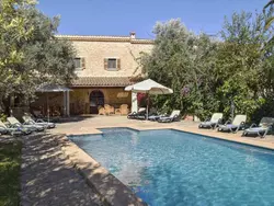 Ferienhaus Charmantes Ferienhaus in Búger mit Privatem Pool in Búger (Raiguer) - 12 Personen, Hund nicht erlaubt