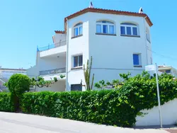 Bild zur gratis inserierten Ferienwohnung Zimmer mit Parkplatz Roses, Costa Brava.