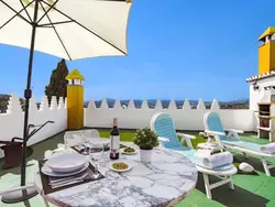 Bild zur gratis inserierten Ferienwohnung Spektakuläre Terrasse mit Grill.