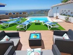 Bild zur gratis inserierten Ferienwohnung in Comares mit Offenem Kamin.