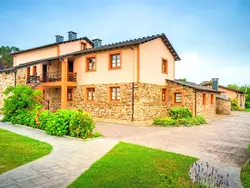 Bild zur gratis inserierten Ferienwohnung Schönes Duplex mit Aussicht, Pool und Garten.