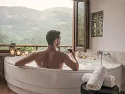 Bild zur gratis inserierten Ferienwohnung Jacuzzi, Kamin, Grill und spektakuläre Aussicht.