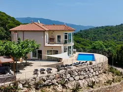 Bild zur gratis inserierten Ferienwohnung Villa Joie de Vivre - Geräumige Luxusvilla zur Miete.