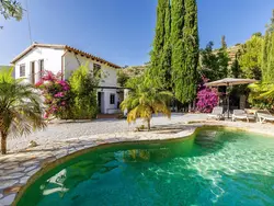 Bild zur gratis inserierten Ferienwohnung Hundefreundliches Ferienhaus mit privatem Pool.