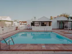 Bild zur gratis inserierten Ferienwohnung Ferienbungalow mit Grill, Garten und Terrasse.