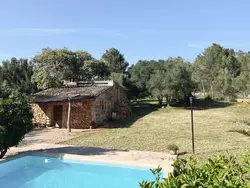 Bild zur gratis inserierten Ferienwohnung mit eigenem Garten und Schwimmbad..