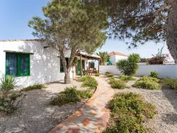 Bild zur gratis inserierten Ferienwohnung Finca "Casa Azul" mit Garten, Grill und Terrasse.