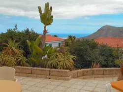 Bild zur gratis inserierten Ferienwohnung Charmante Wohnung in Chayofa mit Pool und Grill.