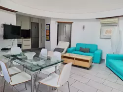 Bild zur gratis inserierten Ferienwohnung für 8 Personen ca. 160 m&sup2; in Puerto del Carmen, Lanzarote (Südküste von La.