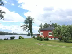 Ferienhaus mit Garten und Holzterrasse am See in Gemeinde Karlskrona - 3 Personen, Hund nicht erlaubt