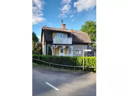 Bild zur gratis inserierten Ferienwohnung Typisch schwedisches Ferienhaus mit Garten.