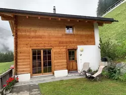 Bild zur gratis inserierten Ferienwohnung Neuwertiges 2-Zi-Ferienchalet (55m2).