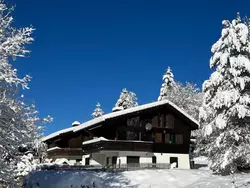 Bild zur gratis inserierten Ferienwohnung Berg-Ferienwohnung im Chalet Zirbeli.