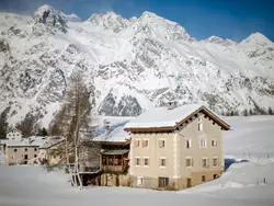 Bild zur gratis inserierten Ferienwohnung Historisches Haus im Fextal - Sils.
