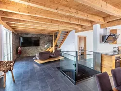 Bild zur gratis inserierten Ferienwohnung Wunderschönes Luxus-Chalet mit Seesicht.