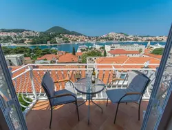 Bild zur gratis inserierten Ferienwohnung Apartment nahe Hafen mit Meerblick.