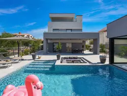 Bild zur gratis inserierten Ferienwohnung Villa "Omnia" mit Whirlpool.