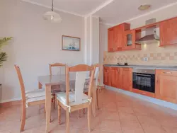 Bild zur gratis inserierten Ferienwohnung Apartment mit Meerblick für 4 Personen.