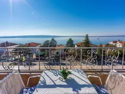 Bild zur gratis inserierten Ferienwohnung Appartement in Crikvenica mit Meerblick, Nähe Sandstrand.