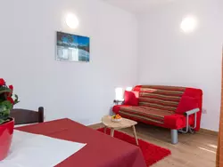 Bild zur gratis inserierten Ferienwohnung Wohnung Nr. 1 mit 2 Schlafzimmern und 2 Balkonen im 1. Obergeschoss.