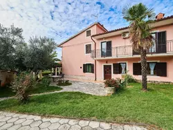 Bild zur gratis inserierten Ferienwohnung Wohnung in Valica mit Großem Garten.