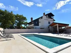 Bild zur gratis inserierten Ferienwohnung Wohnung 'Villa Paolija2' mit Pool.