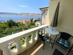 Bild zur gratis inserierten Ferienwohnung Wohnung in Jadranovo mit Kleinem Balkon.