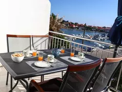 Bild zur gratis inserierten Ferienwohnung Appartement in Bibinje mit blick aufs Meer.