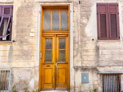 Bild zur gratis inserierten Ferienwohnung Modern eingerichtete und komfortable Ein-Zimmer-Wohnung direkt im Zentrum von P.