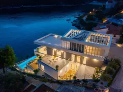 Bild zur gratis inserierten Ferienwohnung Haus in Vinišće mit Außenterrasse.