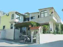 Bild zur gratis inserierten Ferienwohnung Komfortable Ferienwohnung mit Terrasse in Bidol.