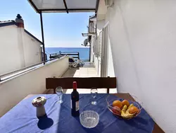 Bild zur gratis inserierten Ferienwohnung Apartment mit zwei Schlafzimmern und Meerblick in Zambratija.