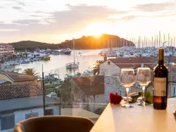 Bild zur gratis inserierten Ferienwohnung Schöne Wohnung in Vrsar mit Großer Terrasse.