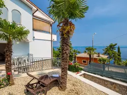 Bild zur gratis inserierten Ferienwohnung Wohnung in Obrs mit Kleiner Terrasse und Meerblick.