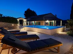 Bild zur gratis inserierten Ferienwohnung Romantisches Steinhaus für einen erholsamen Urlaub.