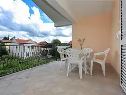 Bild zur gratis inserierten Ferienwohnung Ferienapartment mit Balkon für fünf Personen.