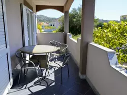 Bild zur gratis inserierten Ferienwohnung Wohnung in Vinišće mit privatem Parkplatz.