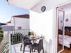 Bild zur gratis inserierten Ferienwohnung Studioappartement Esthera 2 mit Balkon in Strandnähe.