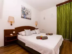 Bild zur gratis inserierten Ferienwohnung Wohnung "Esthera 3" mit Blick auf das Wasser.