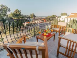 Bild zur gratis inserierten Ferienwohnung Wohnung "Esthera 6" mit Blick auf das Wasser.